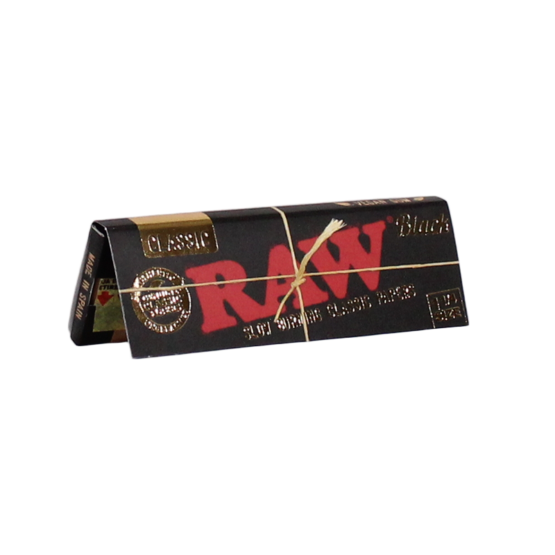 RAW Classic Black 1 1/4 Size Rolling Papers